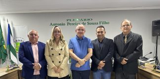 Por unanimidade, vereadora Lusilene Rocha é reeleita presidente da Câmara de Sigefredo Pacheco